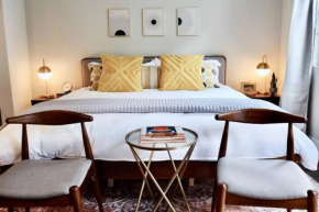 Mid-Century Modern Studio CHOC & St. Joseph